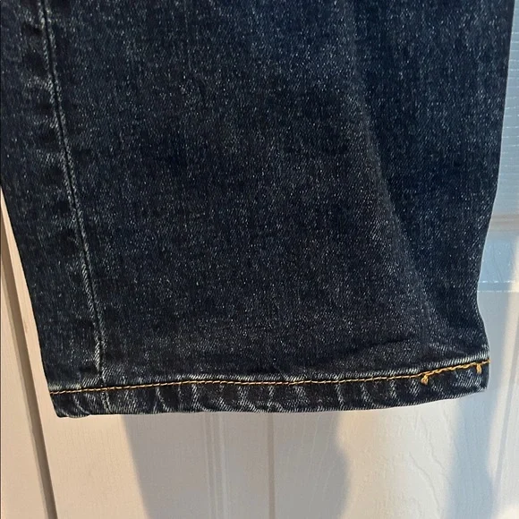 Men's Levi Blue Jeans - Picture 2 of 9